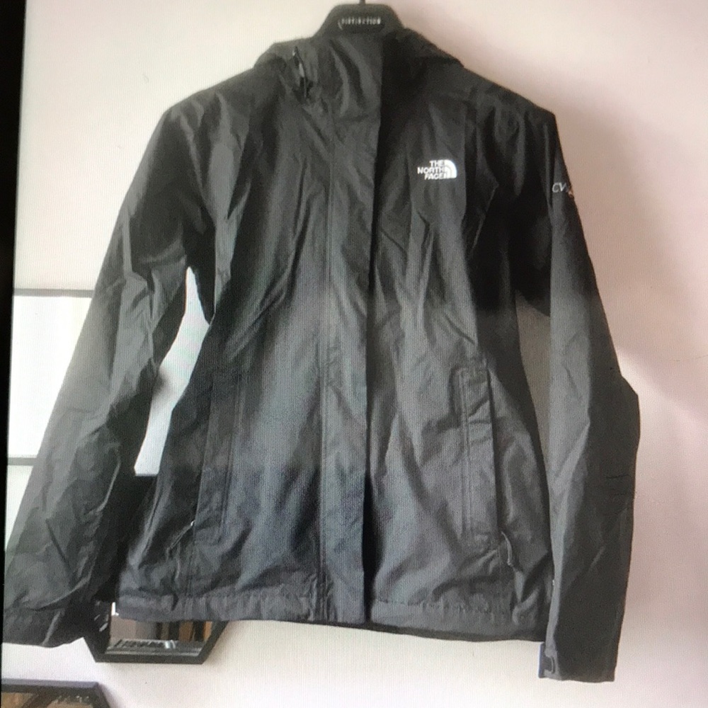 The north face windbreaker/lightweight jacket size small – 0114